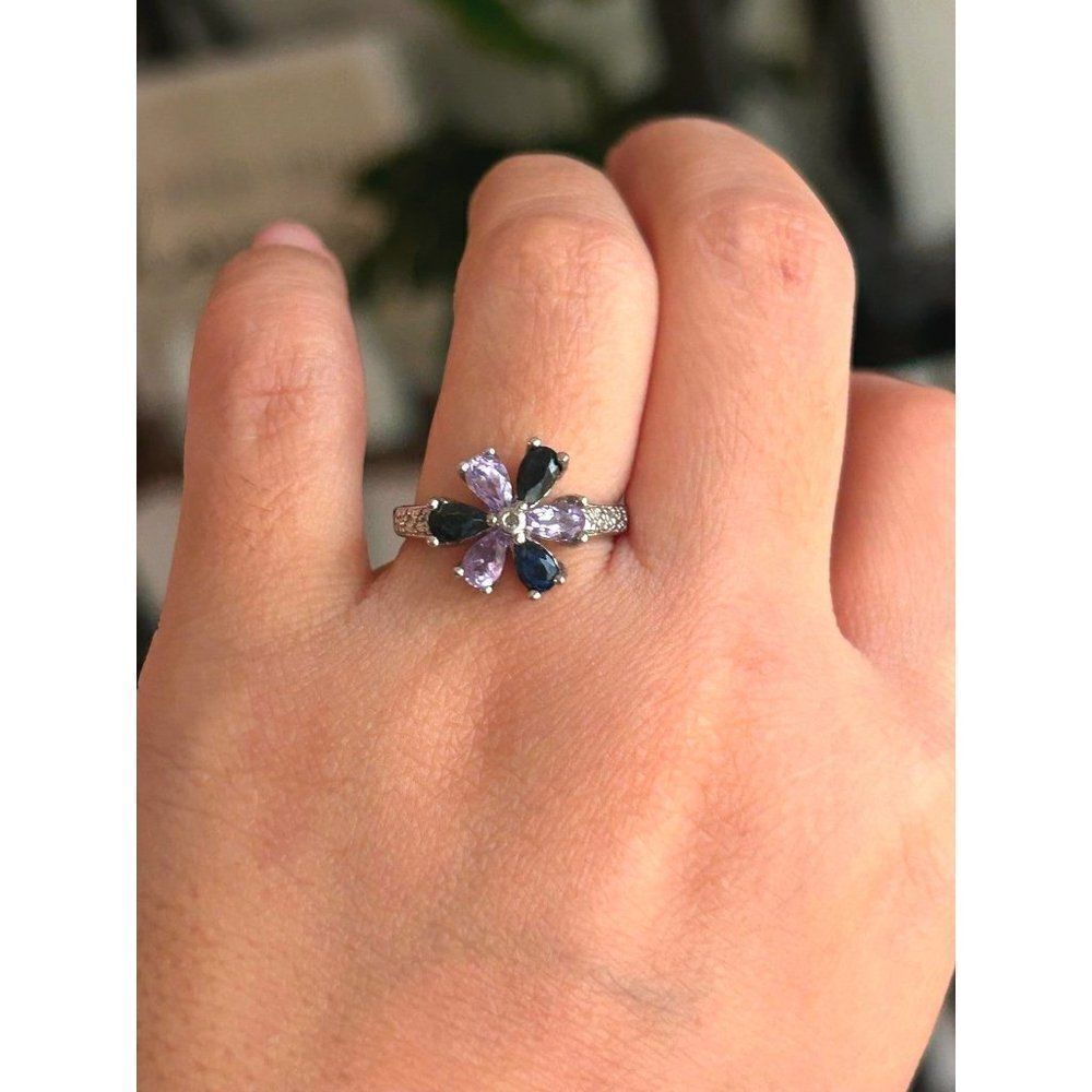 Flower Stones Ring   - Picture 7 of 7